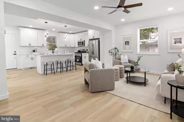 Dundalk, MD 21222,25 LEEWAY