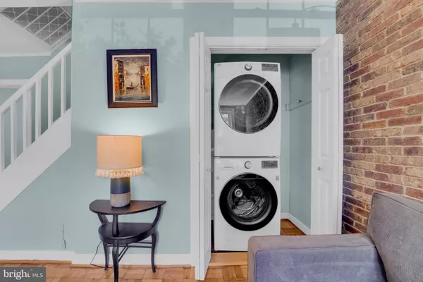 Arlington, VA 22204,1300 S BARTON ST #334