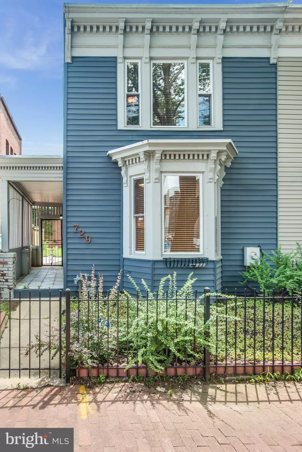 Washington, DC 20002,729 10TH ST NE