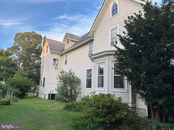 Palmyra, NJ 08065,740 MORGAN AVE