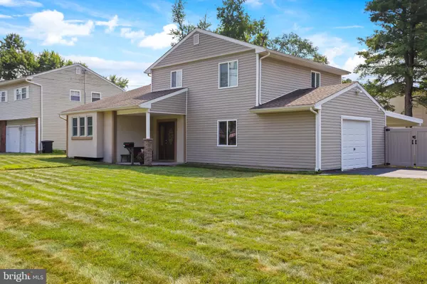 Hamilton, NJ 08619,391 REGINA AVE