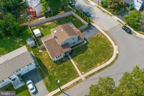 Hamilton, NJ 08619,391 REGINA AVE