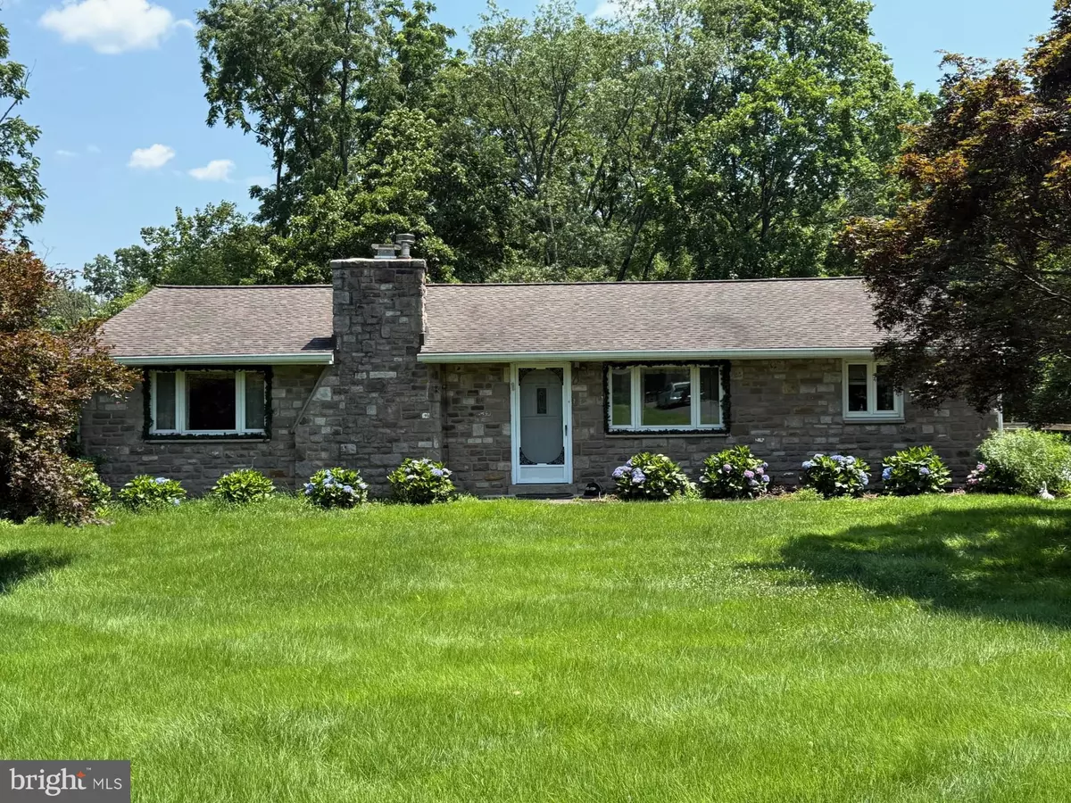 Warrington, PA 18976,19 DOE RUN DR