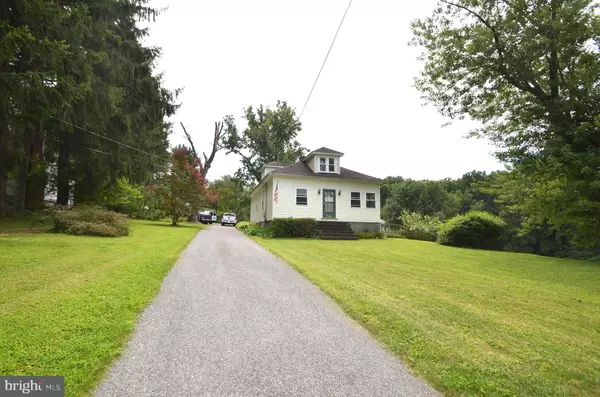 6208 OAKLAND MILLS RD, Sykesville, MD 21784