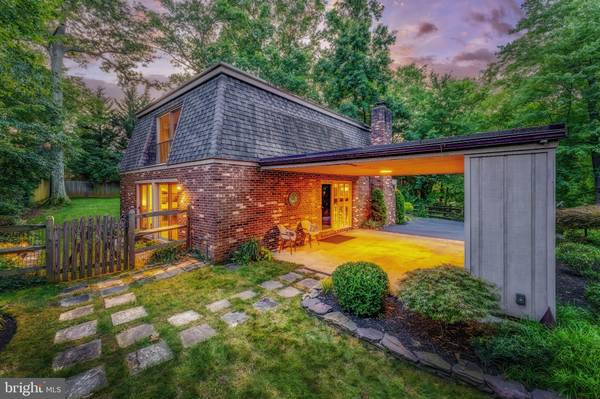 Reston, VA 20190,11205 WEDGE DR