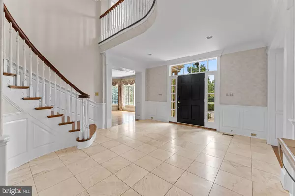 Malvern, PA 19355,1 DOVECOTE LN