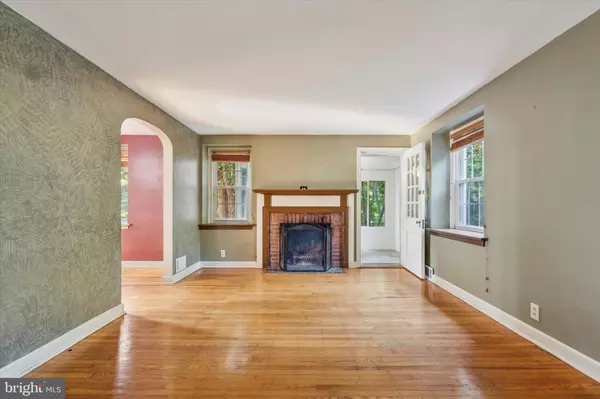 Glenside, PA 19038,504 PLYMOUTH RD