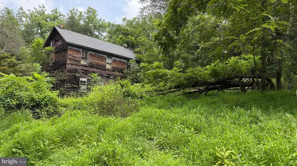 Parkton, MD 21120,609 BEE TREE RD