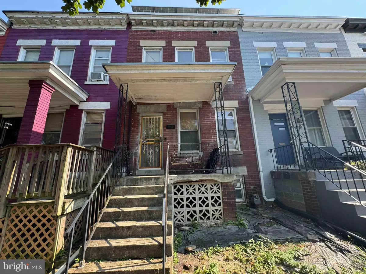 Washington, DC 20010,446 IRVING ST NW