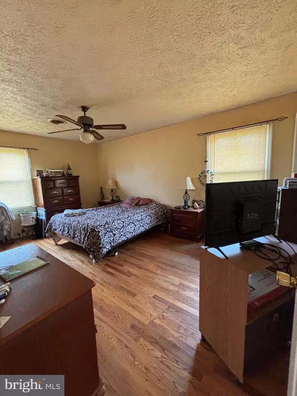 Stephens City, VA 22655,306 TANAGER DR