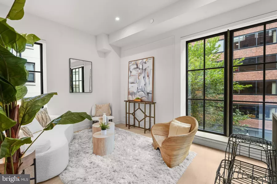2121 WARD PL NW #404, Washington, DC 20037