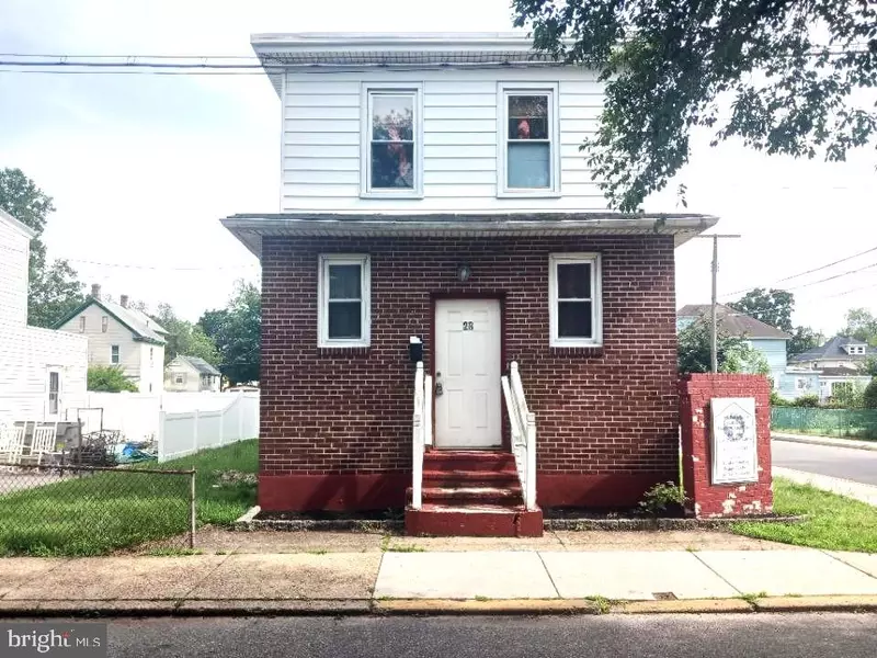 28 W JEFFERSON ST, Paulsboro, NJ 08066