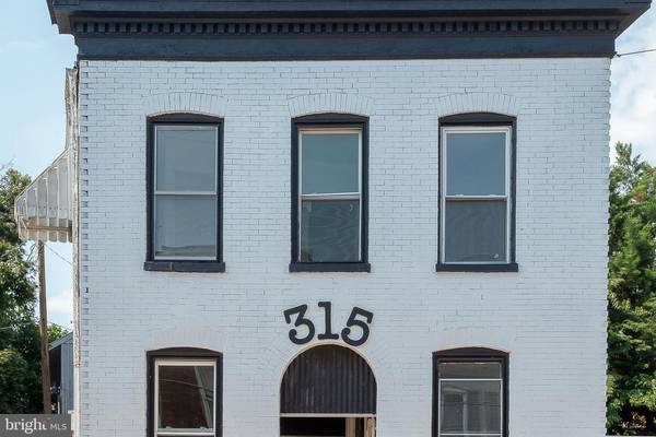 315 W NORTH ST, York, PA 17401