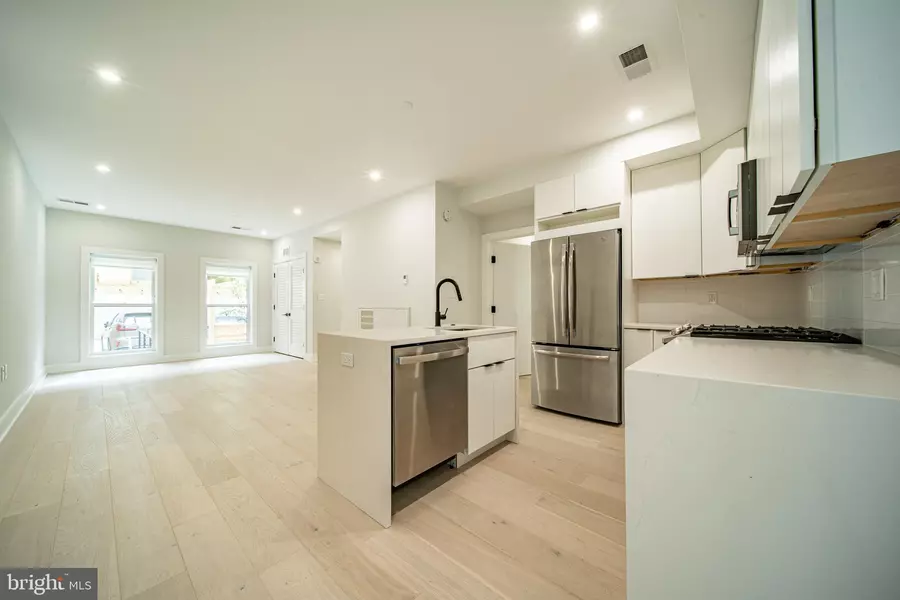 1117 24TH ST NW #4, Washington, DC 20037