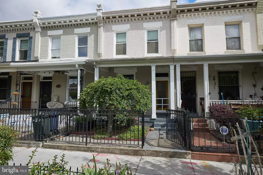 1327 V ST NW, Washington, DC 20009