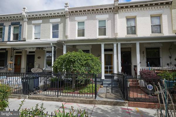 1327 V ST NW, Washington, DC 20009