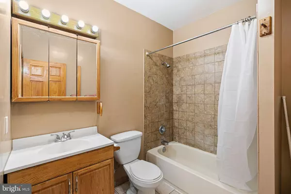 Philadelphia, PA 19133,1235 W ALLEGHENY UNIT #2