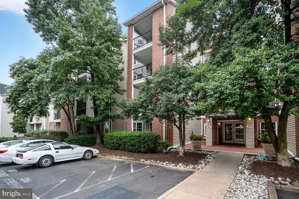3311 WYNDHAM CIR #1193, Alexandria, VA 22302