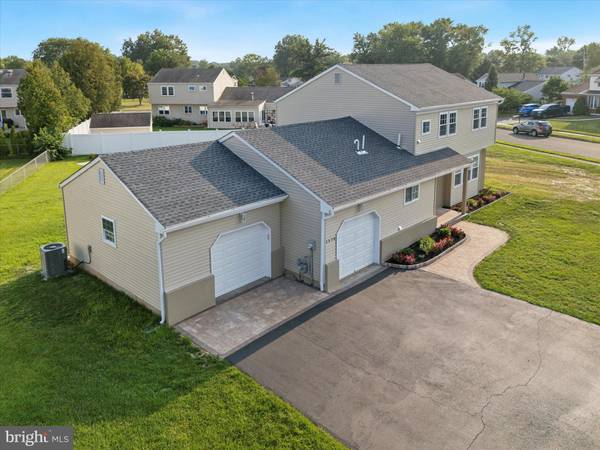 Warminster, PA 18974,1574 DEER RUN RD