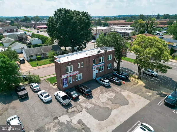 1825 GRANT AVE, Philadelphia, PA 19115