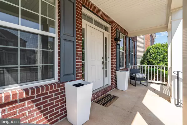 Leesburg, VA 20176,43168 NIKOS ST