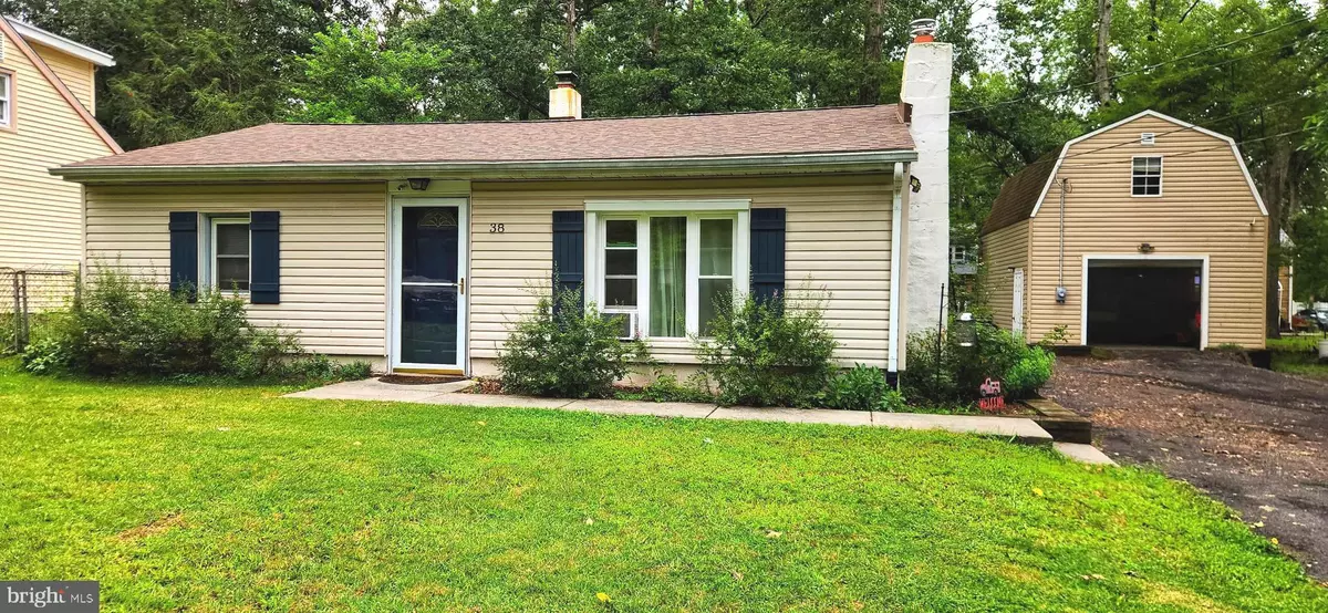 Browns Mills, NJ 08015,38 FERN ST