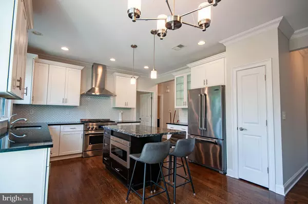 Princeton, NJ 08540,35 HILLSIDE RD
