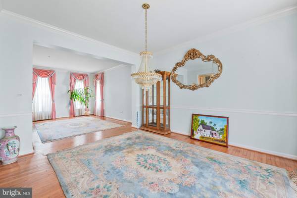 Beltsville, MD 20705,7716 BLUE POINT AVE