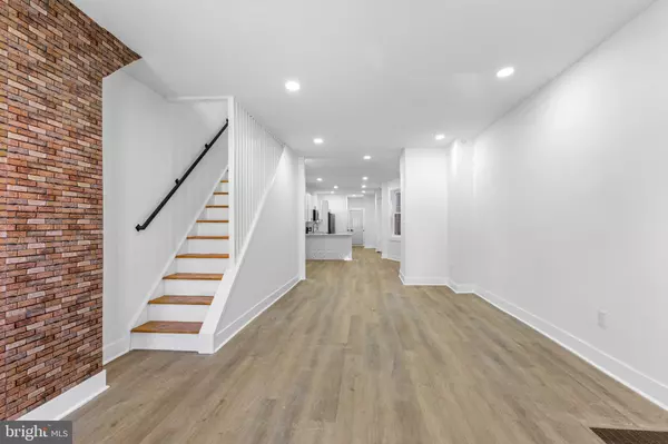 Philadelphia, PA 19131,5448 MEDIA ST