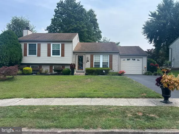 Harrisburg, PA 17110,1605 PEBBLE BROOK LN