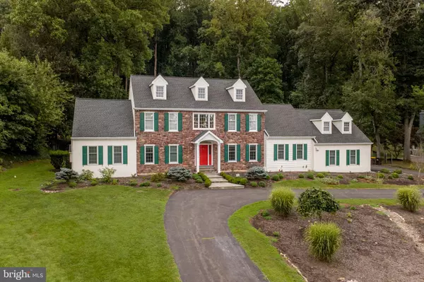 5584 LOWER MOUNTAIN RD, New Hope, PA 18938