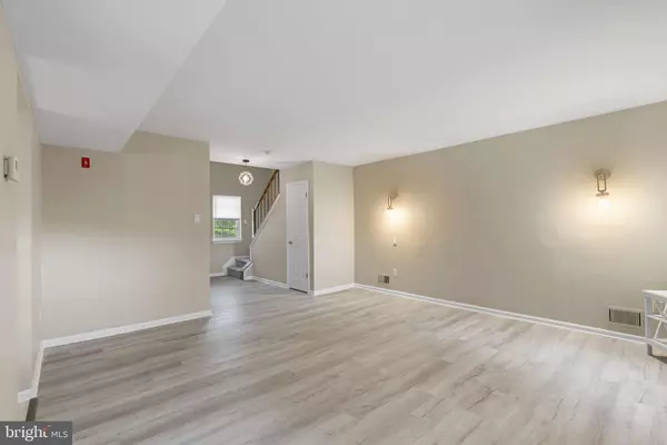Southampton, PA 18966,424 REVERE DR