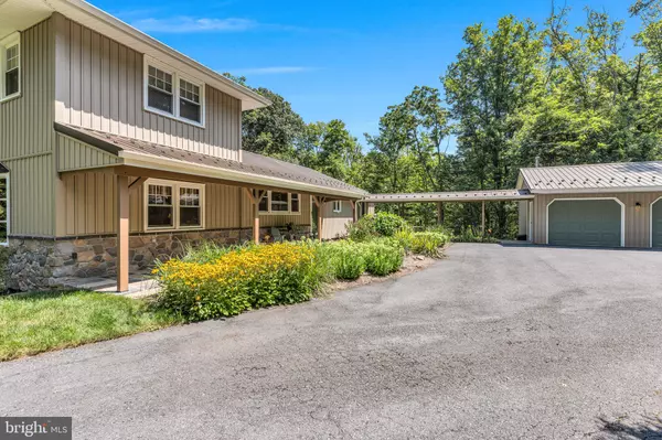Newport, PA 17074,331 FROG HOLLOW RD