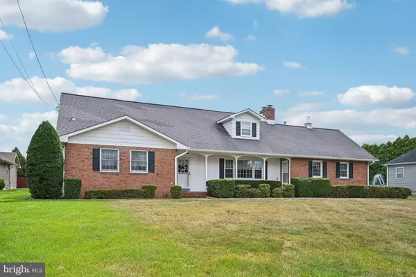 Vineland, NJ 08361,191 REDCREST ST