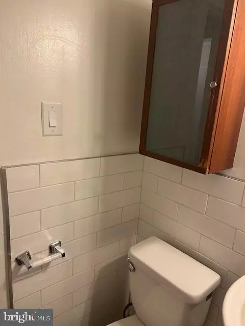 Arlington, VA 22209,1111 ARLINGTON BLVD #239