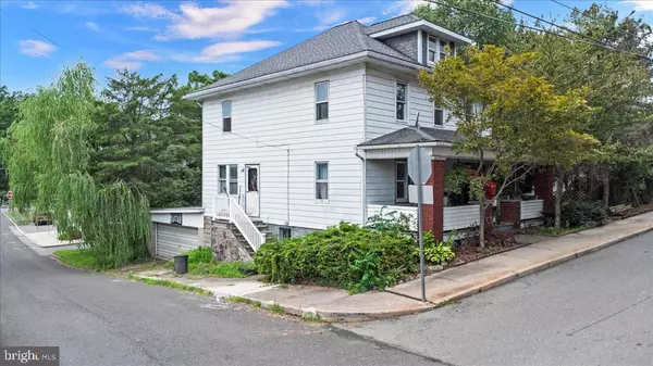 402 NORTH 8TH ST, Bangor, PA 18013