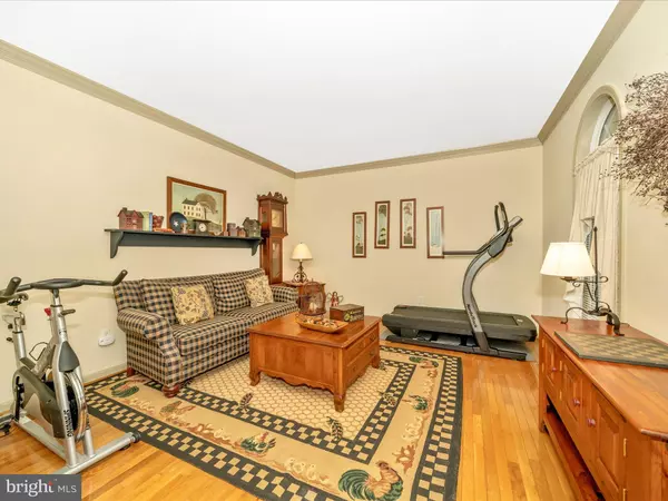 Poolesville, MD 20837,19427 FISHER AVE