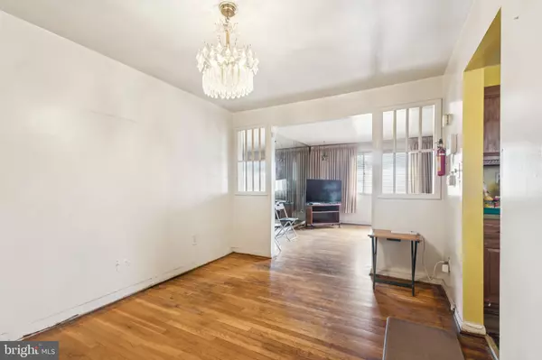 Washington, DC 20018,1328 W ST NE