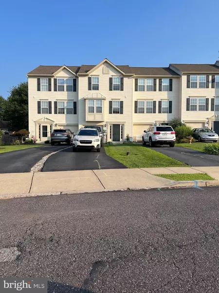 2702 ORCHARD VIEW RD, Reading, PA 19606