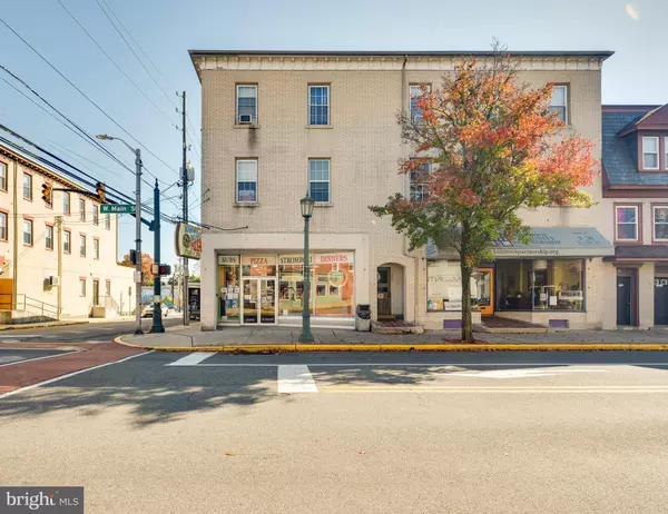 302-3 W MAIN ST, Kutztown, PA 19530