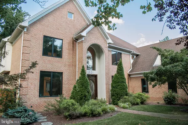 1801 SHAWAN LN, York, PA 17406