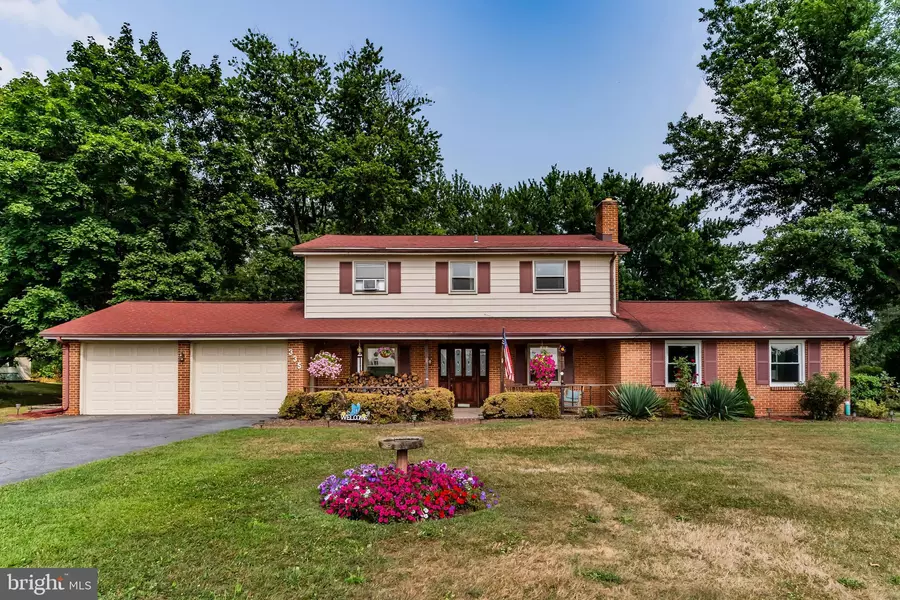 335 WOLFS BRIDGE RD, Carlisle, PA 17013