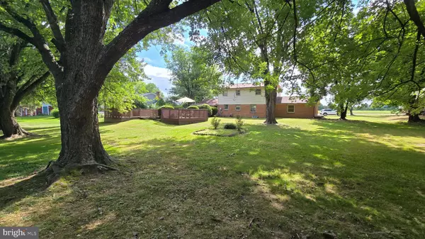 Carlisle, PA 17013,335 WOLFS BRIDGE RD