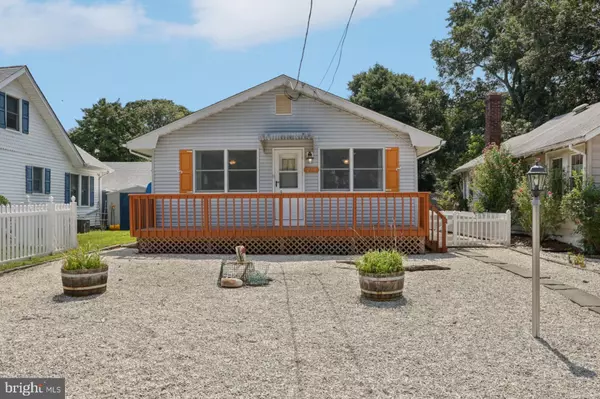 218 SWAN BLVD, Toms River, NJ 08753