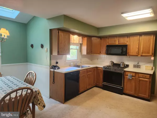 Langhorne, PA 19047,44 CHANCERY RD
