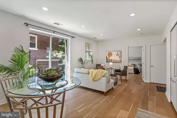 Washington, DC 20001,129 W ST NW #204