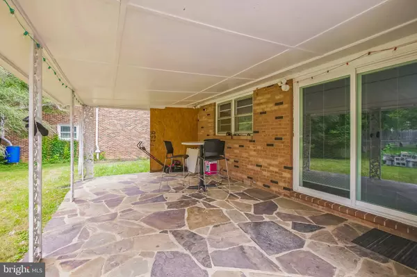 Winchester, VA 22601,323 RUSSELCROFT RD