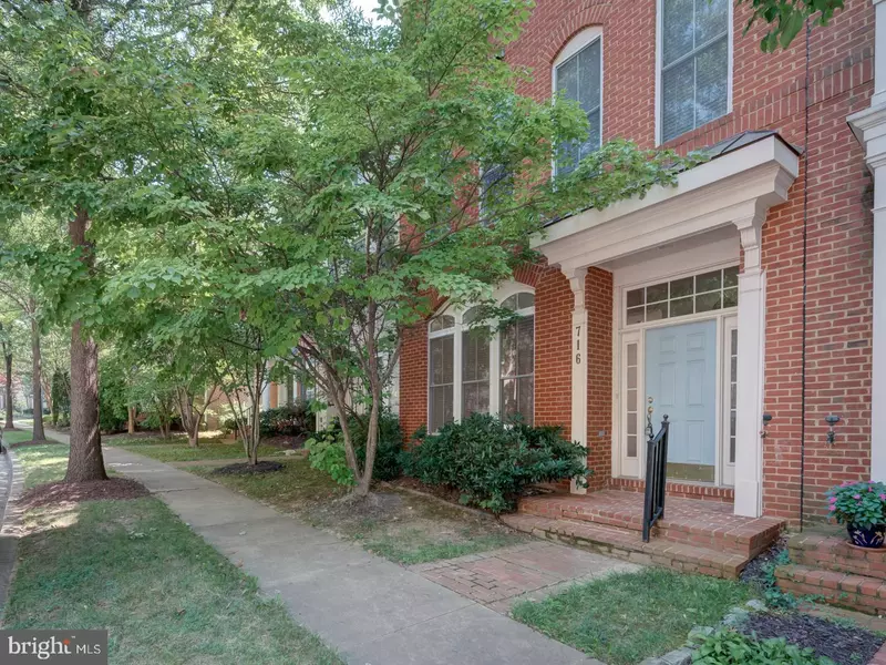 716 RIDGEMONT AVE, Rockville, MD 20850