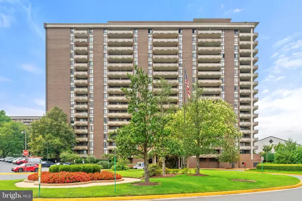 1800 OLD MEADOW RD #1218, Mclean, VA 22102