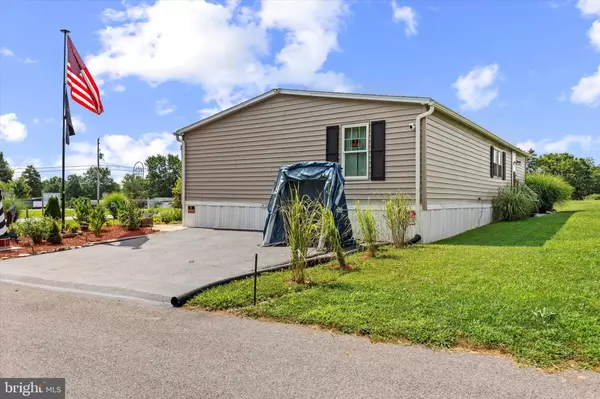 York, PA 17404,306 WALDORF DR